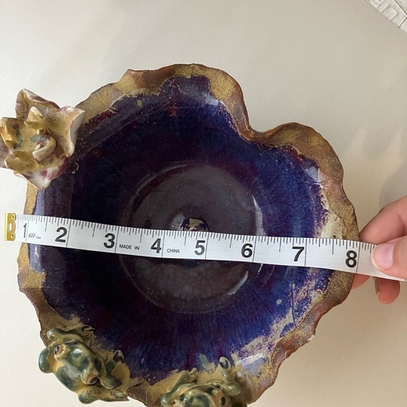 Beautiful Handmade Bowl With Frogs Ruffled Edges‎ Purple No Chips - Picture 7 of 7